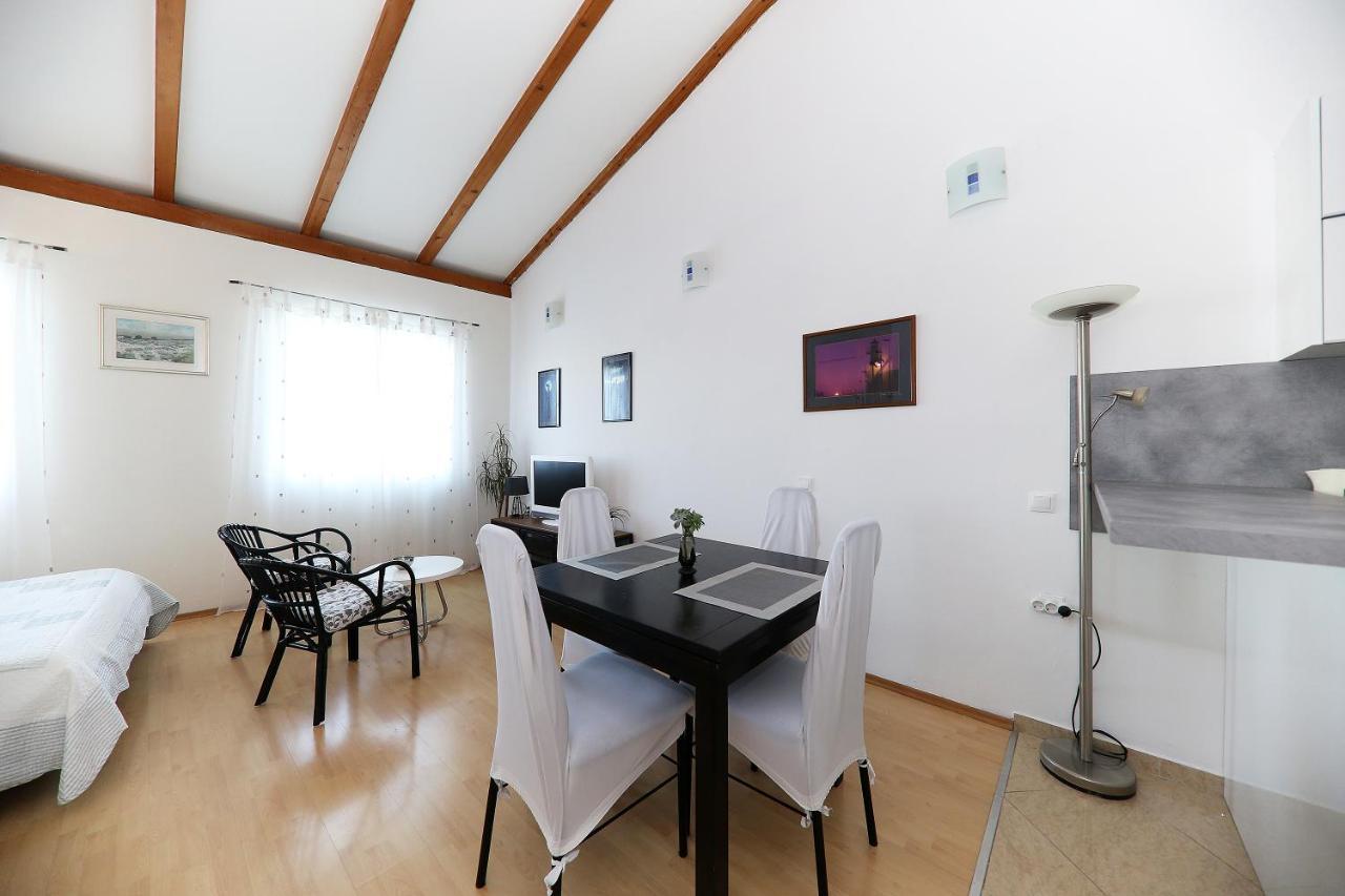 Puntamika Studio Zadar Exteriör bild